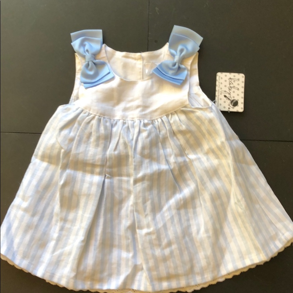 Girls linen dress  NWT